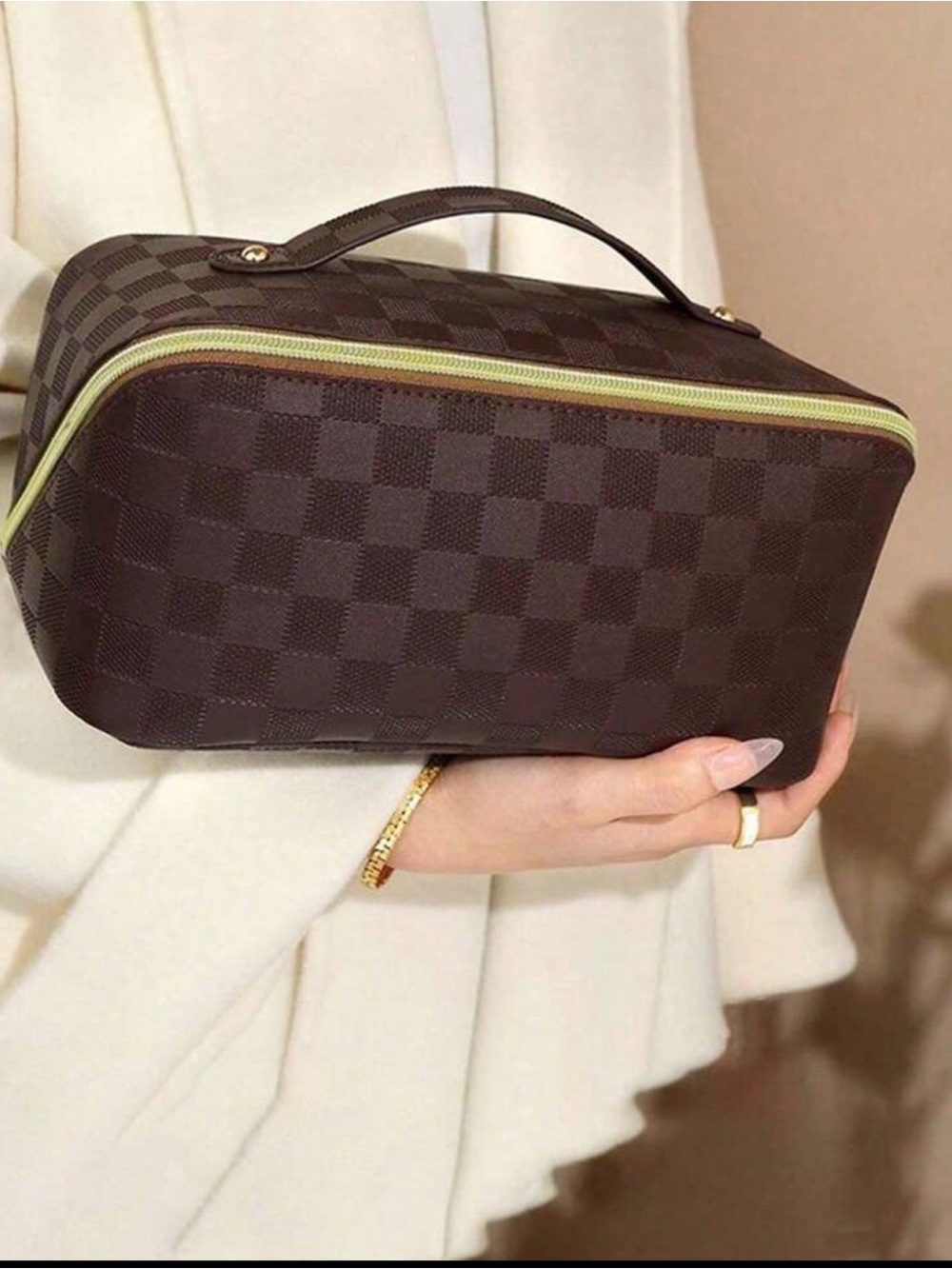 Brown Checkered Women's Handheld Cosmetic Case